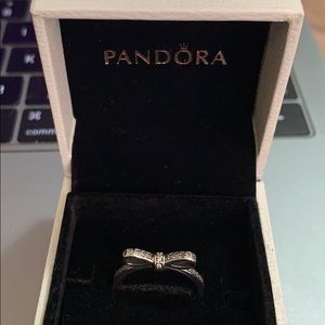Pandora “Sparkling Bow” Ring